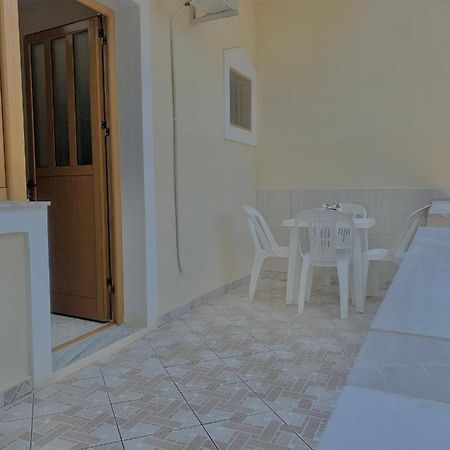 Ava'S Guesthouse Ksamil Dış mekan fotoğraf