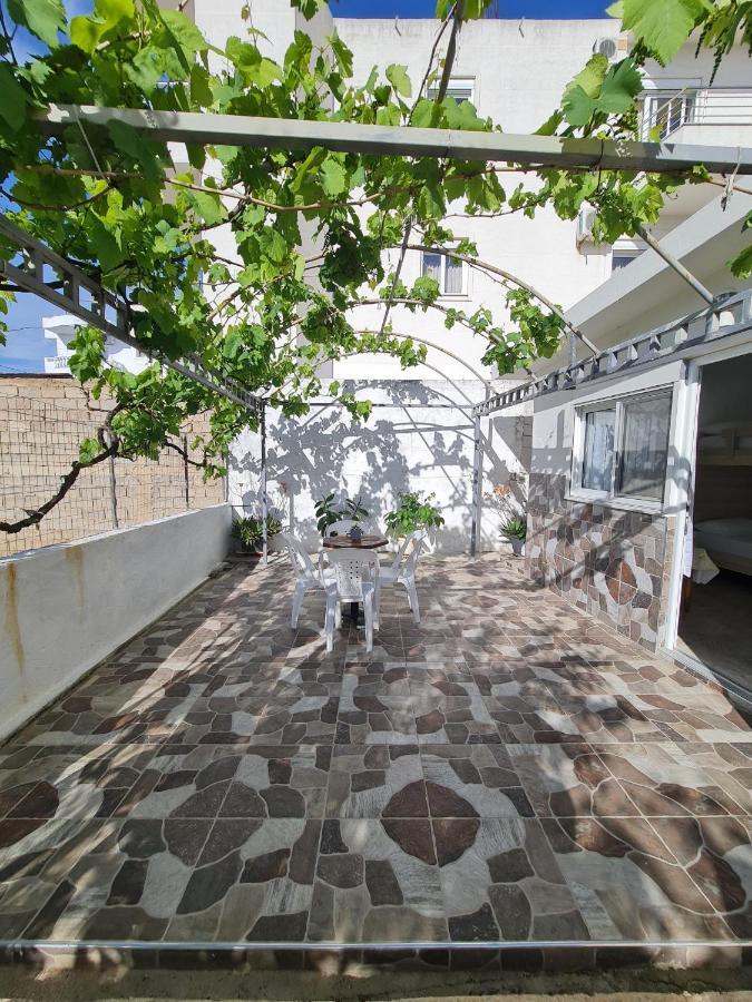 Ava'S Guesthouse Ksamil Dış mekan fotoğraf