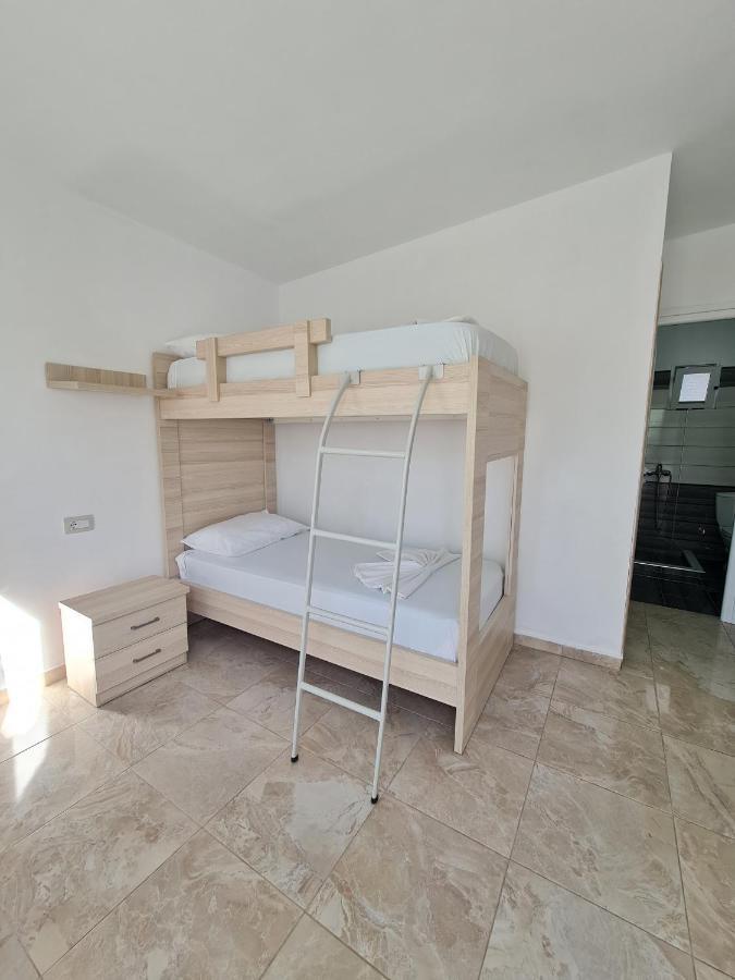 Ava'S Guesthouse Ksamil Dış mekan fotoğraf