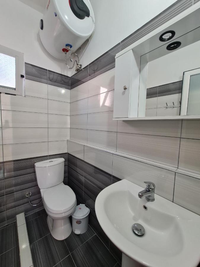 Ava'S Guesthouse Ksamil Dış mekan fotoğraf