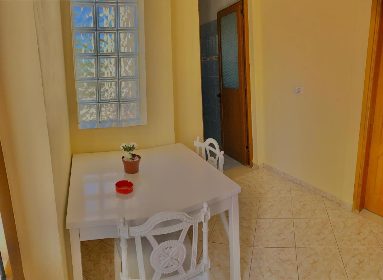 Ava'S Guesthouse Ksamil Dış mekan fotoğraf