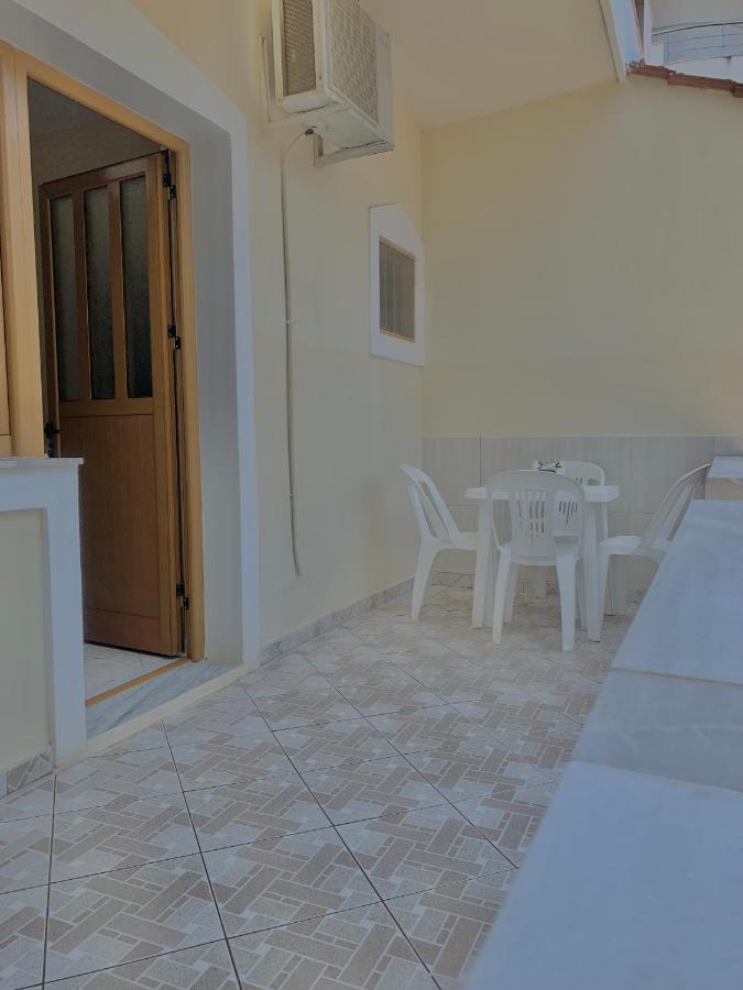 Ava'S Guesthouse Ksamil Dış mekan fotoğraf